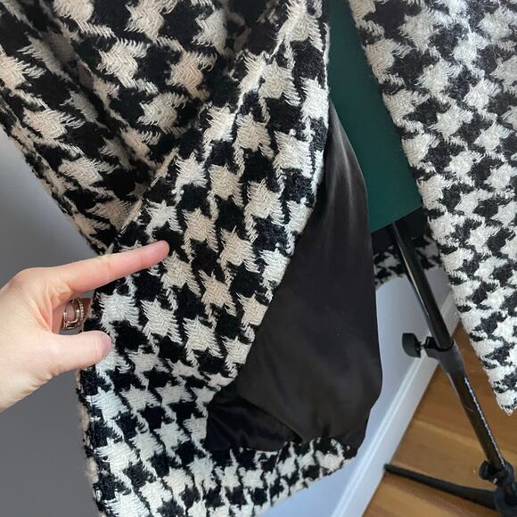 BlankNYC Black White Houndstooth Your Own Beat Long Cocoon Coat Wool size 1X - Picture 4 of 9